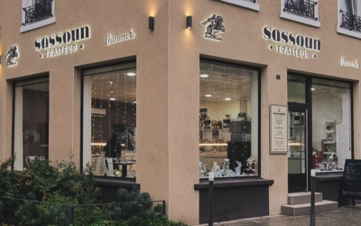 Stores intérieurs et extérieurs : quels avantages pour les espaces professionnels ?